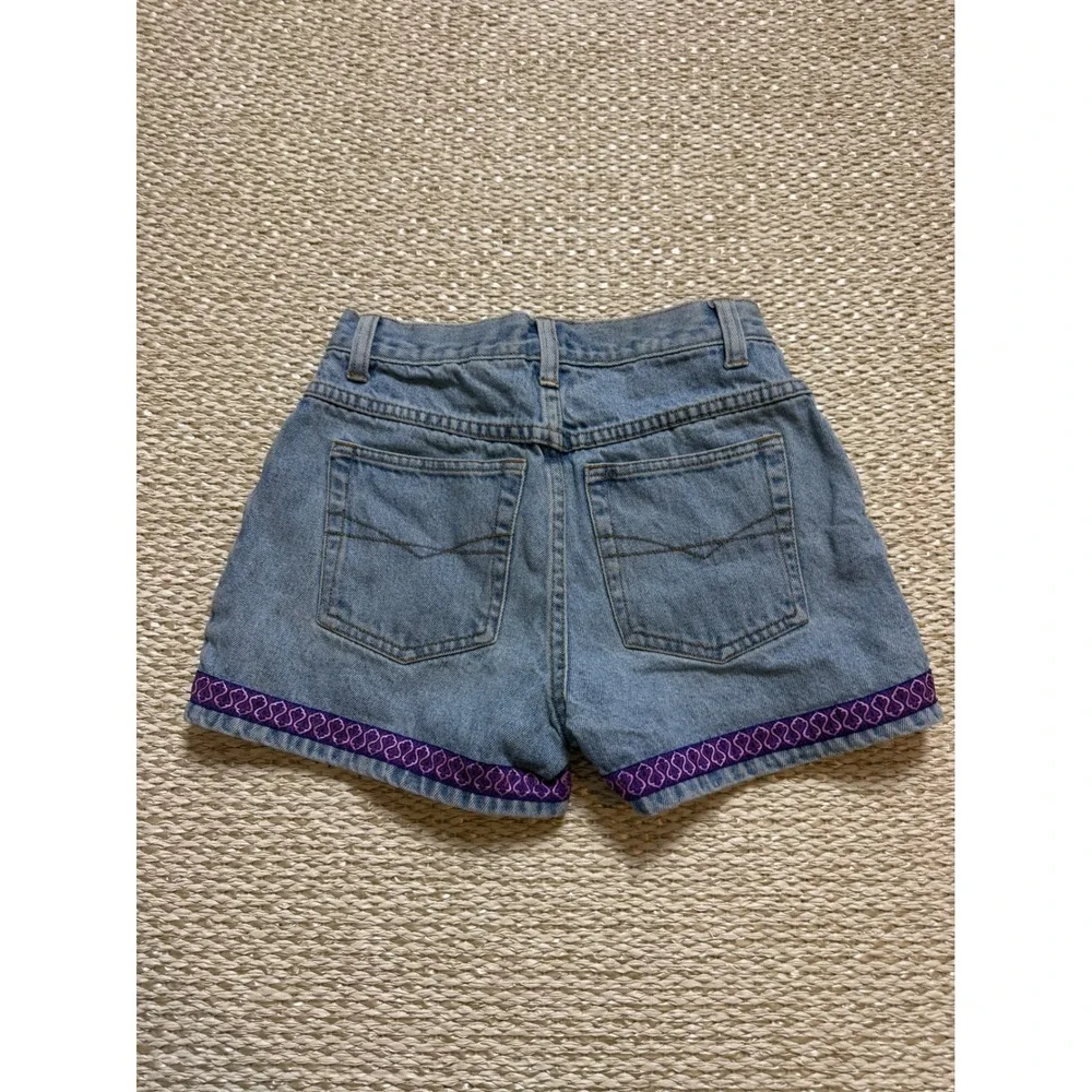 Y2K No Boundaries Vintage High‎ Waisted Denim Shorts Floral Embroidered festival